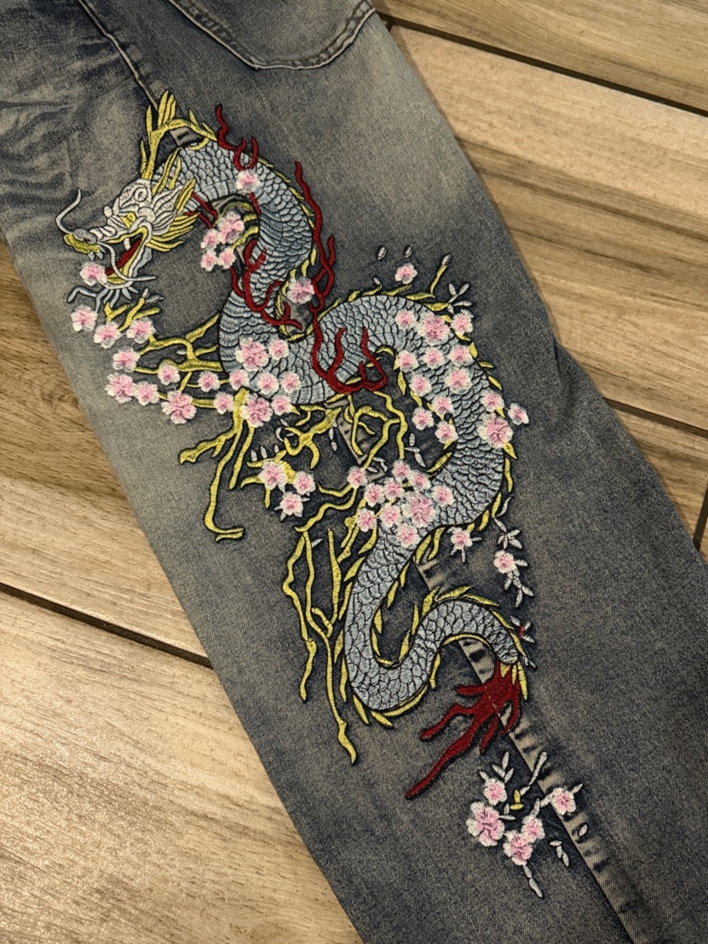 Japanese Embroidered Dragon & Cherry Blossom Women’s Jeans - Size 7
